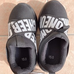 新品！キッズ　15センチ　スニーカーの画像