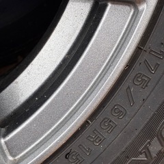 スタッドレスタイヤ+アルミホイールセット　175/65R15の画像