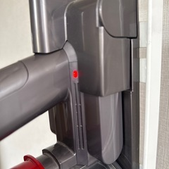 【ジャンク品】ダイソン　DC62コードレスクリーナー　　の画像