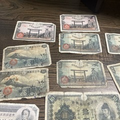 激レア希少本物年代物日本古紙幣６００枚セットの画像