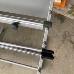 新聞、マガジン、ラックの画像