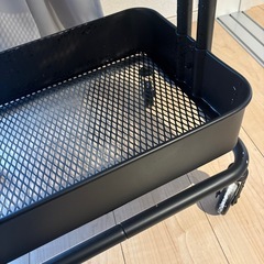 🖤カスタムIKEAワゴン✨ブラック塗装済み！おしゃれ収納にぴったりの画像