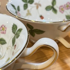 A7146【ウェッジウッド】 ワイルドストロベリー ピオニー 2客の画像