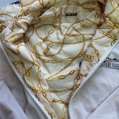 GUESS アウターの画像