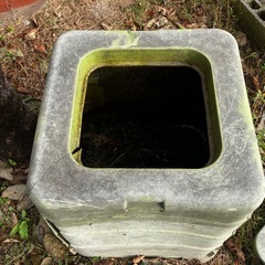 大きいコンポスト　無料の画像