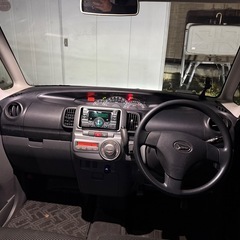 綺麗!!低燃費スライド4WD!!ダイハツ タントカスタムの画像