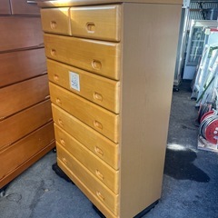 木製 7段 ハイチェスト 引出し8杯 花柄モチーフ 開閉スムーズ タンス 箪笥 衣類収納 家具 タンス 中古品 ①の画像