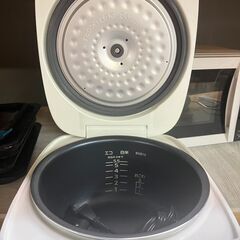 タイガー 炊飯器 5合炊き 美品（2018年製）JBH-G101の画像