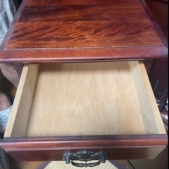 🔻お引き取り希望🔻カリモク　天然木　アンティーク　サイドテーブル　キャビネットの画像