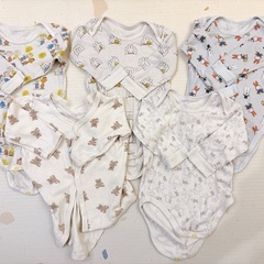 秋冬物の子供服　女の子　80サイズの画像