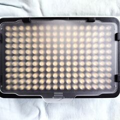 NEEWER PT-176S LEDビデオライト(未使用品)の画像
