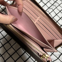 美品Louis Vuittonヴィトン長財布ローズバレリーヌの画像