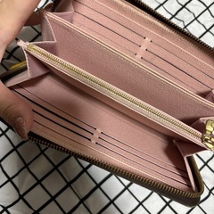 美品Louis Vuittonヴィトン長財布ローズバレリーヌの画像