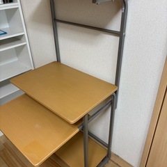 小型パソコン机の画像