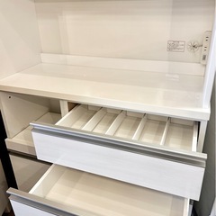 ニトリ 食器棚 リガーレ キッチンボード カップボード システムボード キッチン収納 家電収納棚 レンジボード ホワイト モダン シンプル 大容量 食器収納 炊飯器置き場付きの画像