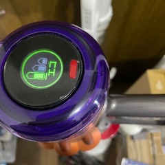 ダイソン　sv18 H2W  コードレス クリーナーの画像
