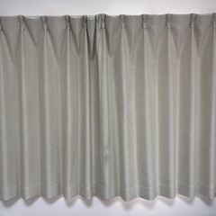 カーテンの画像