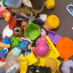 マクドのおもちゃとう等の画像