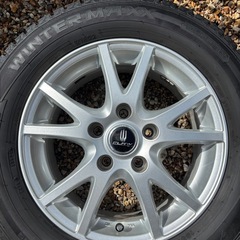 ダンロップ　スタッドレス　DUNLOP WINTER MAXX WM02  195/65R15/91Q　  の画像