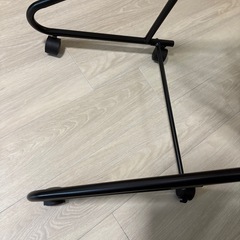 山善(YAMAZEN) スラックスハンガー キャスター付き 10本 の画像