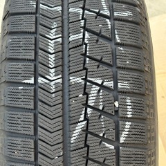 スタッドレスタイヤ　ホイール付き　4本　中古の画像