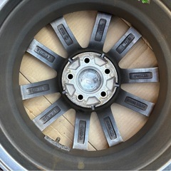 スタッドレスタイヤ　ホイール付き　4本　中古の画像