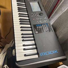 Yamaha MODX7の画像