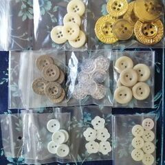 1袋4～5個　袖用は2個　の画像