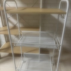 【取引相手決定しました】ニトリ可動棚4段と3段ラックの画像