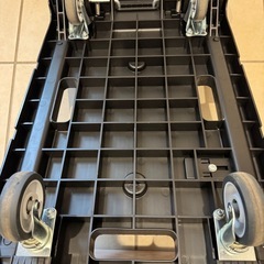 折りたたみ軽量台車の画像