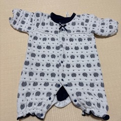 ベビー70ロンパースの画像