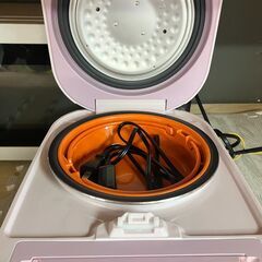 ごはんとおかずが同時にできあがる3合炊きのマイコン炊飯ジャー！（タイガー）の画像
