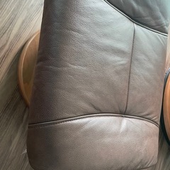 ニトリ　パーソナルチェア＆オットマンの画像