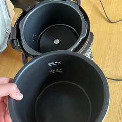 電気圧力鍋 の画像
