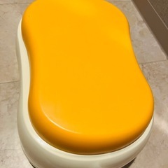 【一部未使用】Combi おまるでステップの画像