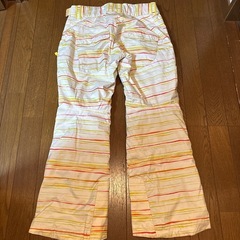 デサントスキーパンツの画像