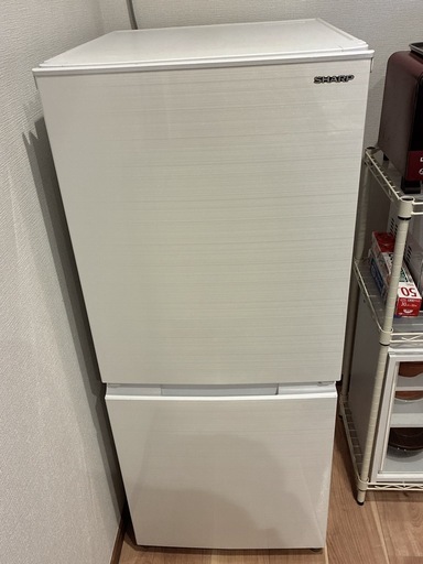 値下げしました！SHARP製 冷蔵庫 2021 年製 かなりキレイな状態！！