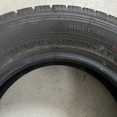 軽バン12インチ夏タイヤ１本の画像