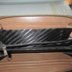 新品　革製長財布の画像