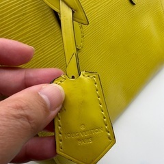 LOUIS VUITTON エピ マルリーBB ショルダーM94617の画像