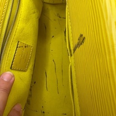 LOUIS VUITTON エピ マルリーBB ショルダーM94617の画像