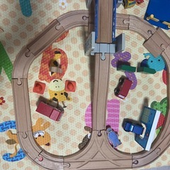 汽車　木製
の画像