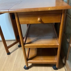 キッチンワゴンの画像