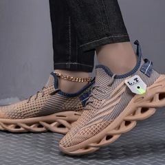 ⭐️新品・未使用⭐️25.5〜26.5cm（伸縮性あり） 🟪L.T DAMP SHOES🟪色：カーキ系🟪通気性のあるニット生地🟪軽量🟪EVAソール🟪衝撃吸収、滑り止め🟪私も履いています。かっこいいですよ♪の画像