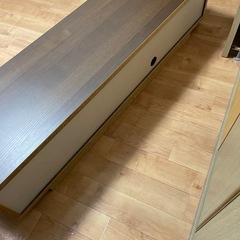 テレビ台の画像