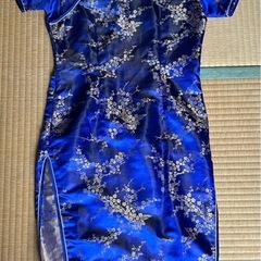 子供用チャイナドレス（130センチくらい）の画像