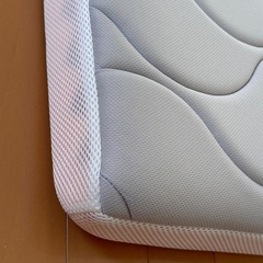 【ニトリ】マットレス　セミダブル　2025年購入の画像