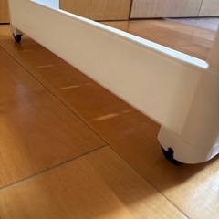 車輪付⭐︎スキマ収納棚の画像