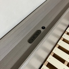 【koala/クイーン】コアラマットレス&ベッドフレーム　高級ブランドベッド　コンセント付き　照明付き　ライト付き　解体済み　充電器【早い者勝ち‼️】の画像