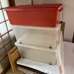 (引取先決まりました！)衣装ケース　プラスチックの画像